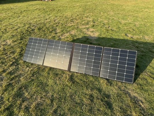 Na-verkoopservice Ja Draagbare zonne-oplader van 200 W voor mobiele telefoons en tablets
