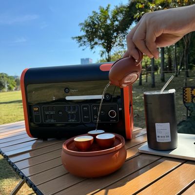 2023 2200W 110V-220V Multifunctionele draagbare zonne-energiecentrale met LiFePO4-batterij