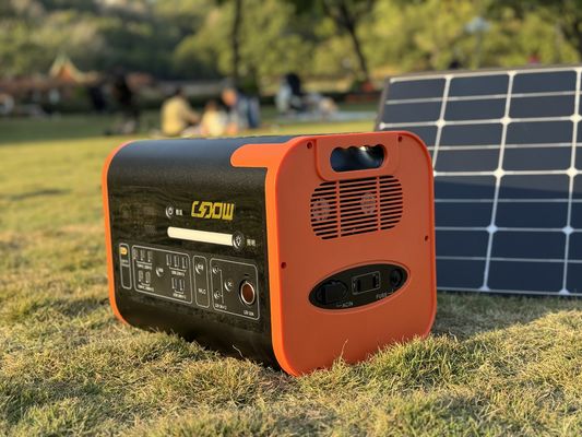 Type-C Output Mobiele elektriciteitscentrale voor huis en camping Zonne-energiegenerator van ongeveer 25 kg 2048Wh