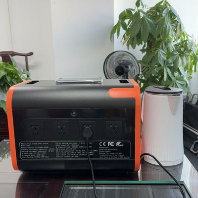 4400W Piekvermogen Energieopslag Systeem Draagbare elektriciteitscentrale Zonne-energiegenerator 2400W2048wh