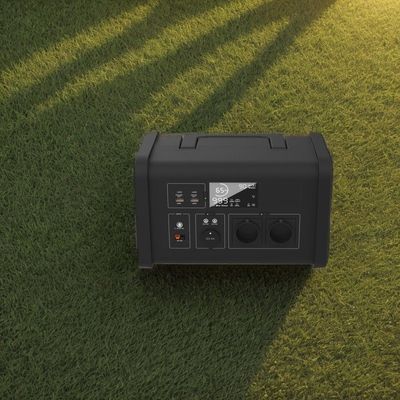 700 W AC Output Noodkrachtreserve Zonne-invoer Draagbare energieopslag Energiecentrale