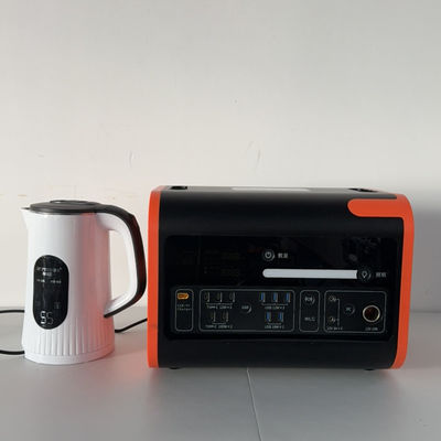 Oranje Zwarte 2000W zonne-energiegenerator met batterijopslag