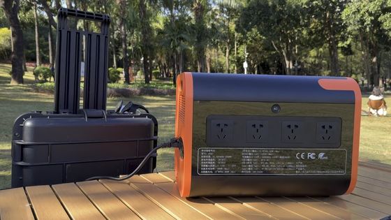 Multifunctionele draagbare zonne-energiegenerator voor buitenshuis van 6000 W met wisselstroomstroom van maximaal 15 A