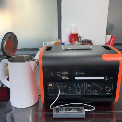 220V zuivere sinusgolf LiFePO4 batterij zonne-generator 2048wh stand-by energieopslag 2200W draagbare energiecentrale