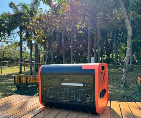 1800W 2000W 2200W Draagbare elektriciteitscentrale 2kw met Lithium LiFePO4 batterij AT22 Zwart