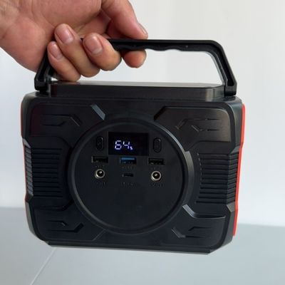Lichte 200 W lithiumbatterijgenerator met QC3.0-uitgang en Type C-invoer/uitgang