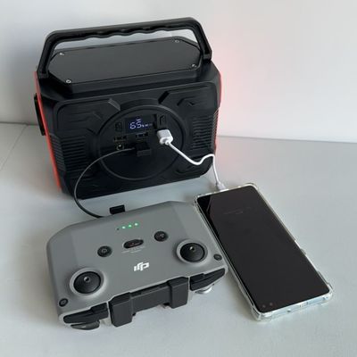 Energieopslagcentrale Pd100W Input voor de Zuid-Amerikaanse markt Draagbaar en mobiel