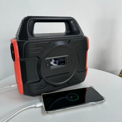 Hoog vermogen 300W Balkon RV energieopslaggenerator met LED-verlichting Mobiele stroom AC-uitgang S3