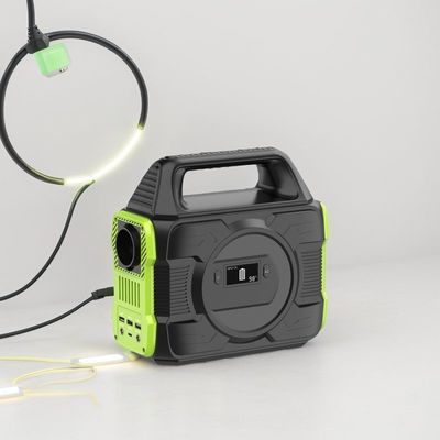 Draagbare buitencampingstation 300W AC-uitgang Hoog vermogen met lithiumbatterie