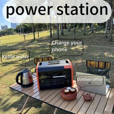Product 2200W Type-C zonne-energiegenerator 3*18W/2*100W Laadtijd 90 minuten Draagbaar