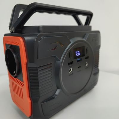 AC-uitgangsvermogen 200 W Multifunctioneel draagbaar noodkrachtstation Zonne-energiegenerator