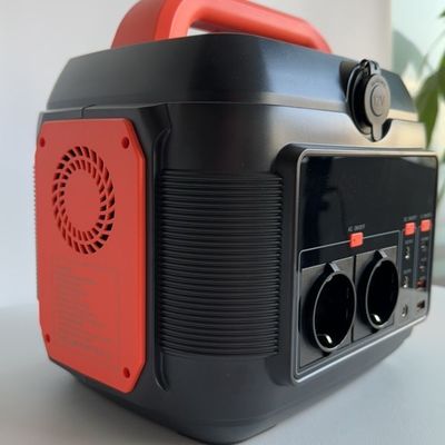 LiFePO4 batterij oplaadbank 600W mobiele stroom met QC3.0-uitgang 18W en LED-verlichting 11W