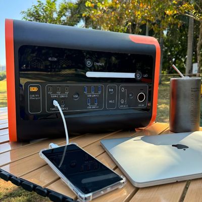 LiFePO4 2200W AT22 Draagbare zonne-energiecentrale voor back-up-energievoorziening in campings
