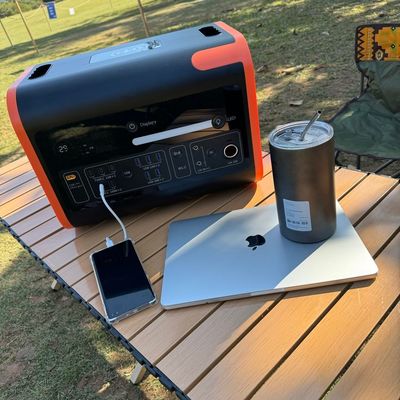 Draagbare elektriciteitscentrale 2200W Pure Sine LiFePO4 UPS Backup Battery voor outdoor camping