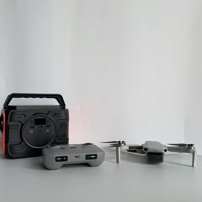 200W AC Output Draagbare zonne-energiecentrale 110/220V-50Hz/60Hz 173wh Lithiumbatterie