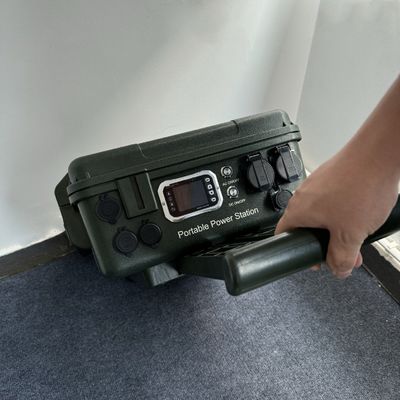 Aanpasbare 6000W zonneoplaadbare AC-uitgang draagbare generator voor buitenactiviteiten