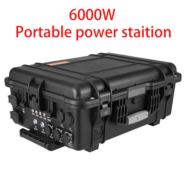 AC Pure Sinus Wave Output Zwart Multifunctioneel 6kw Power Station voor buiten het netwerk wonen