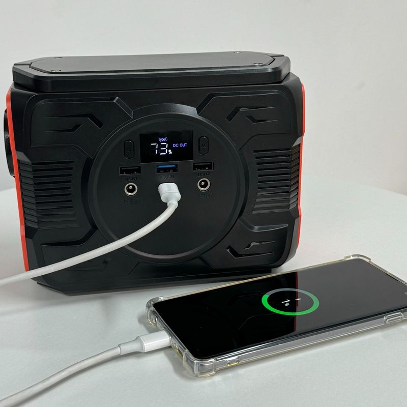 Gewijzigde golf AC-uitgang 200W zonnewindgenerator voor camping RV Noodnachtvisserij
