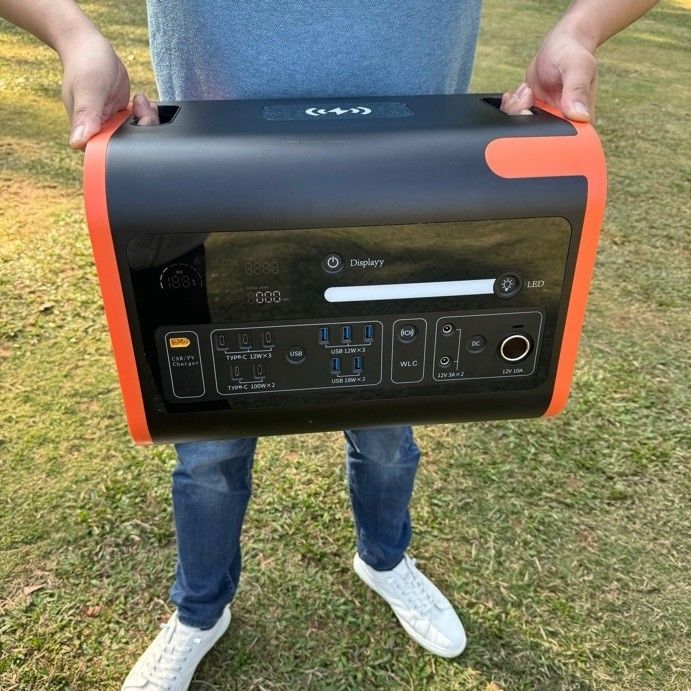 220V zuivere sinusgolf LiFePO4 batterij zonne-generator 2048wh stand-by energieopslag 2200W draagbare energiecentrale