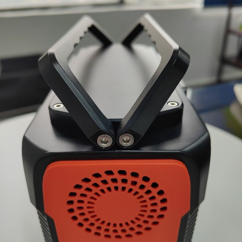AC-uitgang Waveform Modified Wave 200W Oplaadbaar back-up energiesysteem voor kamperen
