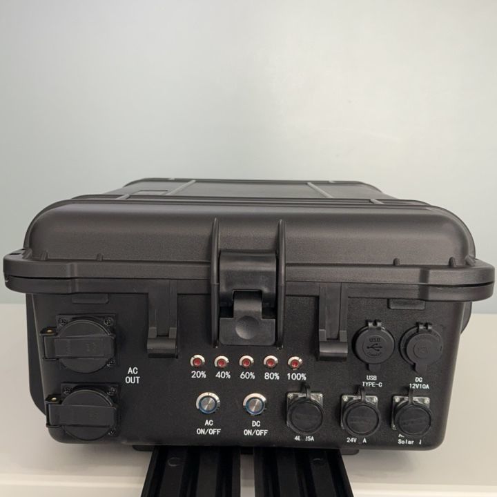 6000W piekvermogen draagbare zonne-energiecentrale 2200W 3000W USB/Type-C 18W Max met 1