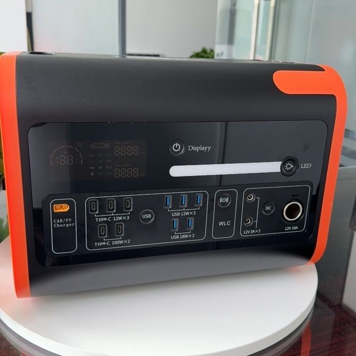 Grote capaciteit buitenste noodstations 2200W 2048wh 40ah met USB 12W*3/18W*2