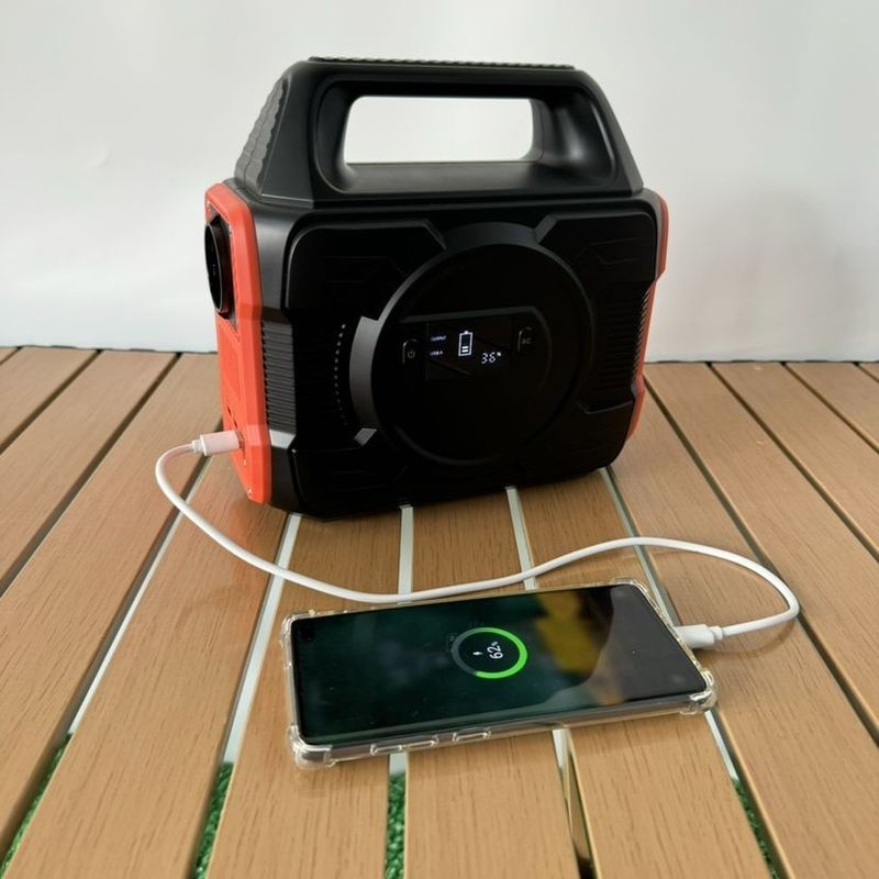 300W draagbare elektriciteitscentrale AC/DC-uitgang voor buitenhuishoudens 110V/220V mobiele stroom