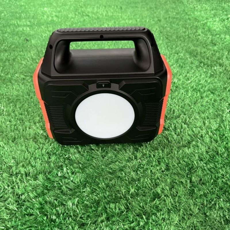 Indoor/Outdoor 200W/300W/600W Outdoor Camping Nood Draagbare Power Station